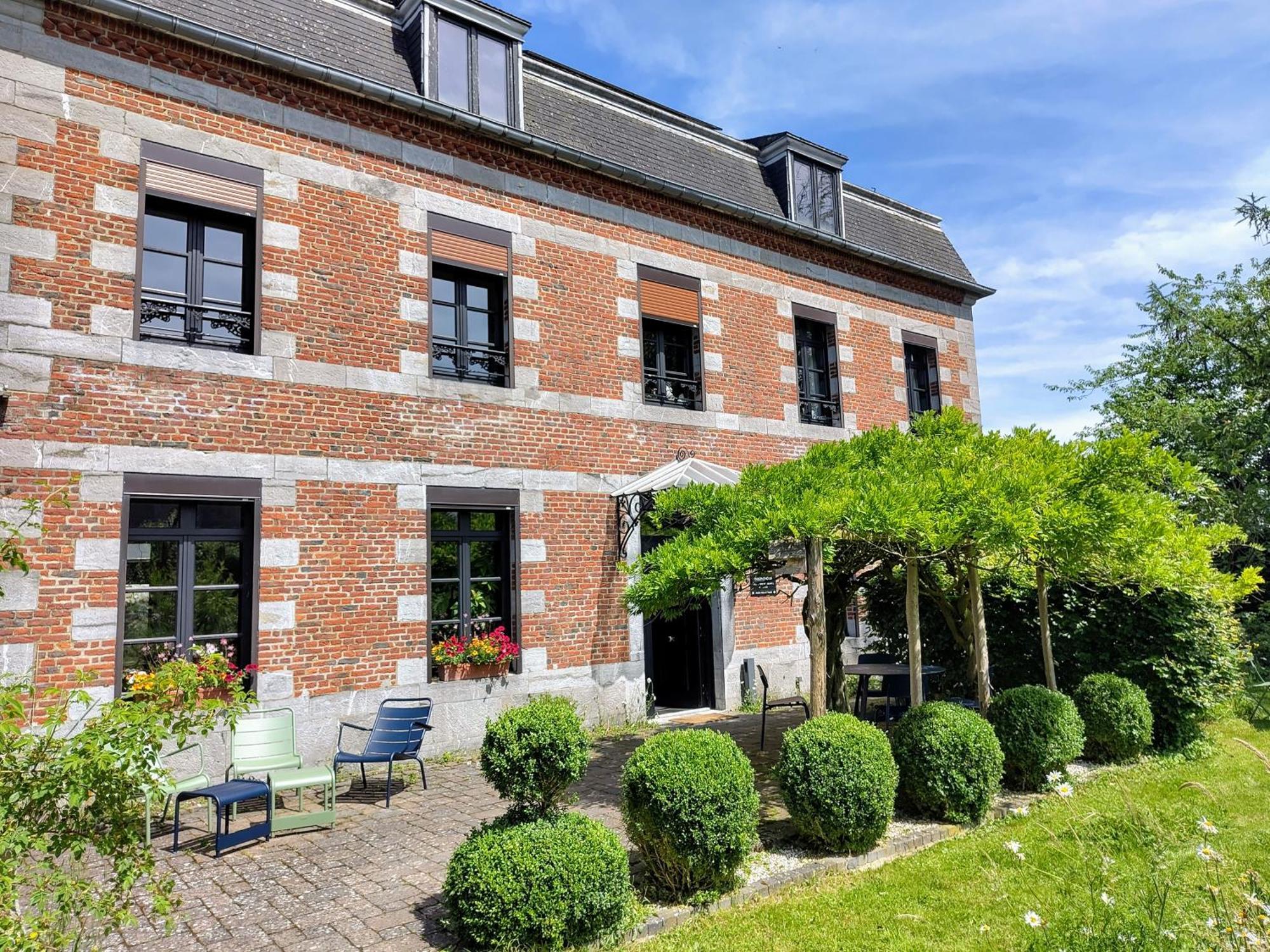Bed and Breakfast Aubepine Sains-du-Nord Экстерьер фото
