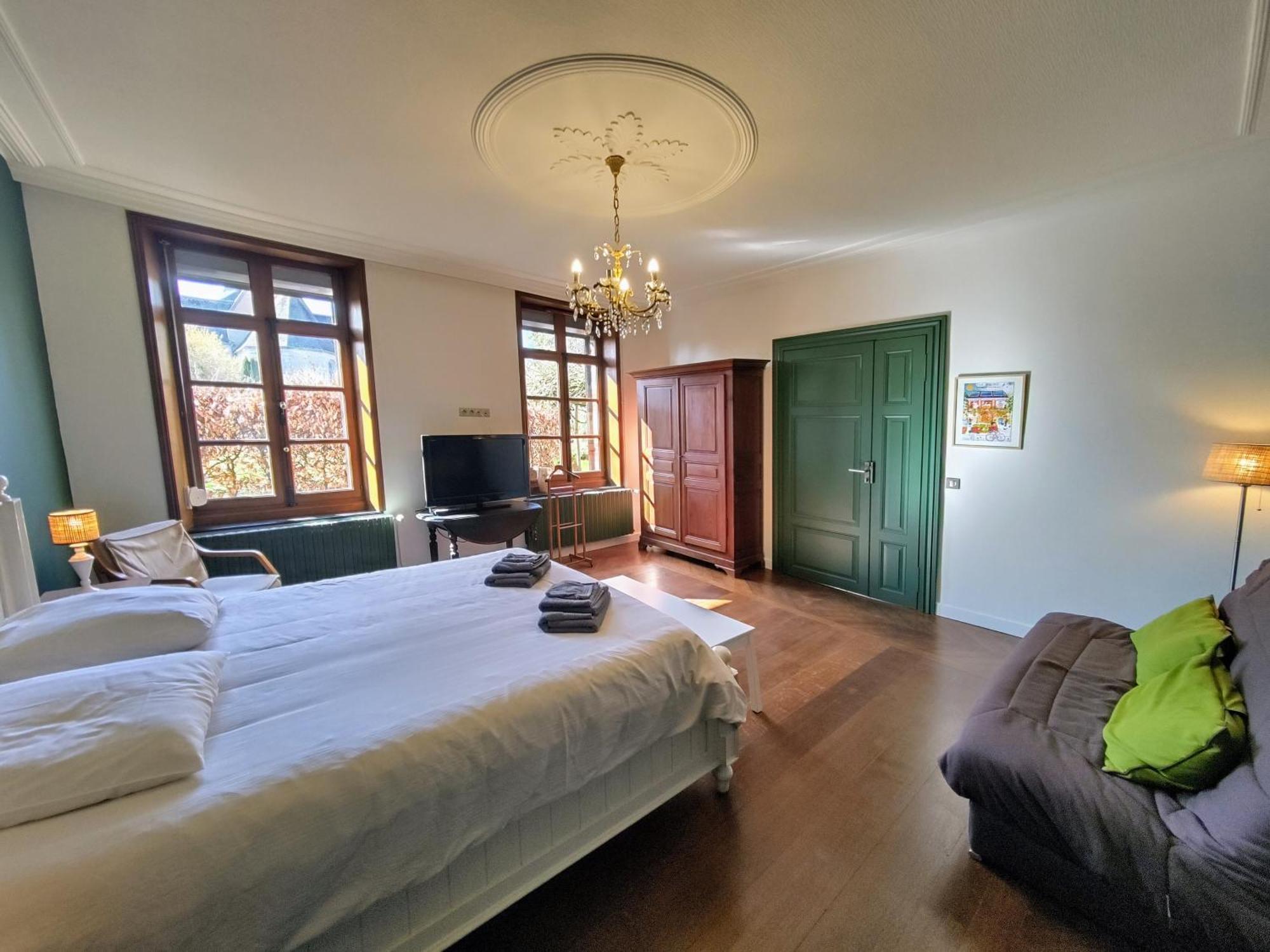 Bed and Breakfast Aubepine Sains-du-Nord Экстерьер фото